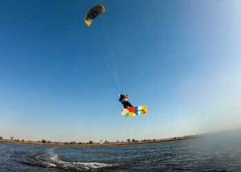 Kite-surfing + Sup-surfing