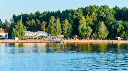 Пляж + кафе