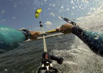 Kite-surfing + Sup-surfing