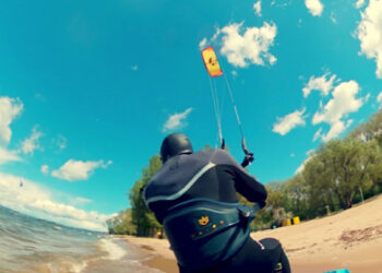 Kite-surfing + Sup-surfing
